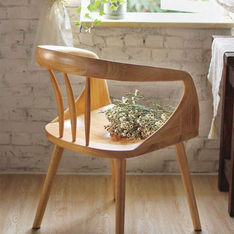 Traditional Vintage Rubberwood Solid Wood Dining Chair Backrest Armrests For Dining Room
