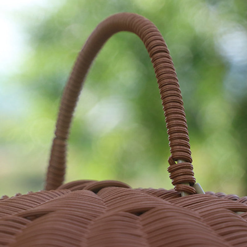 Contemporary Creative Round PP Rattan Handwoven Mushroom-Shaped Cat Bed For Outdoor & Bedroom