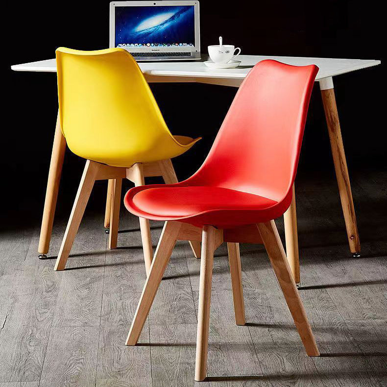 Modern Minimalist Tulip Shape PP Solid Wood Chair Backrest For Living Room
