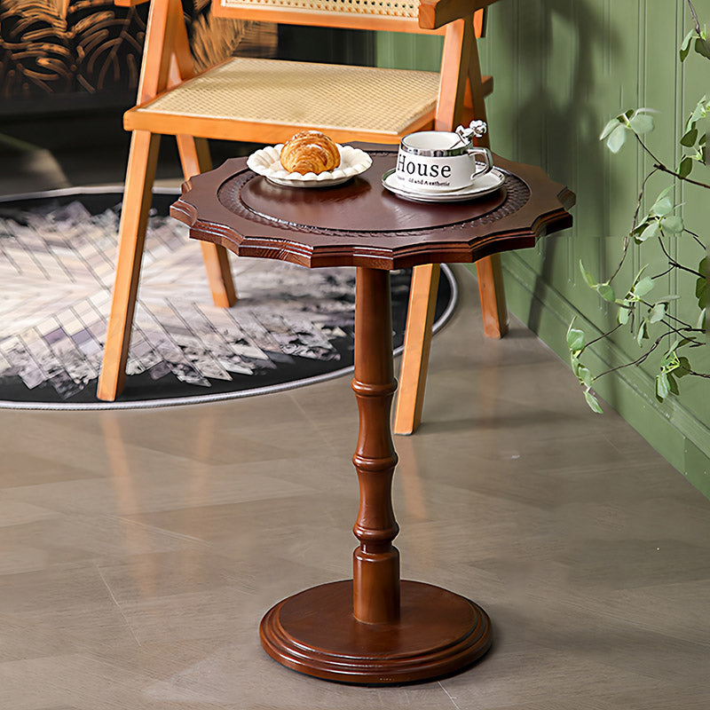 Traditional European Solid North American Red Oak Round Side Table With Wavy Carved Edge For Living Room
