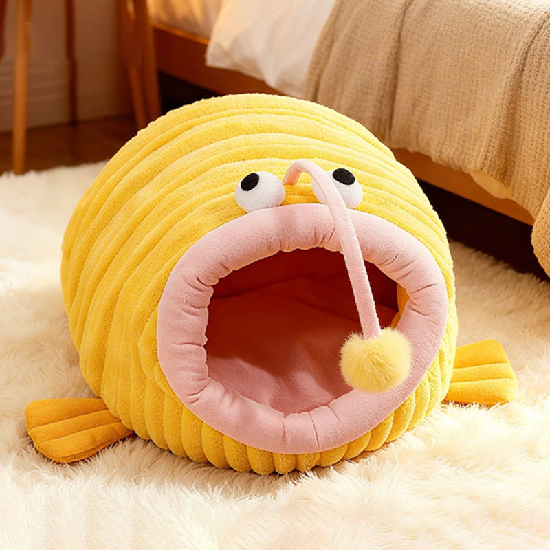 Contemporary Creative Lantern Fish Crystal Velvet PP Cotton Cat Bed Dog Bed For Bedroom
