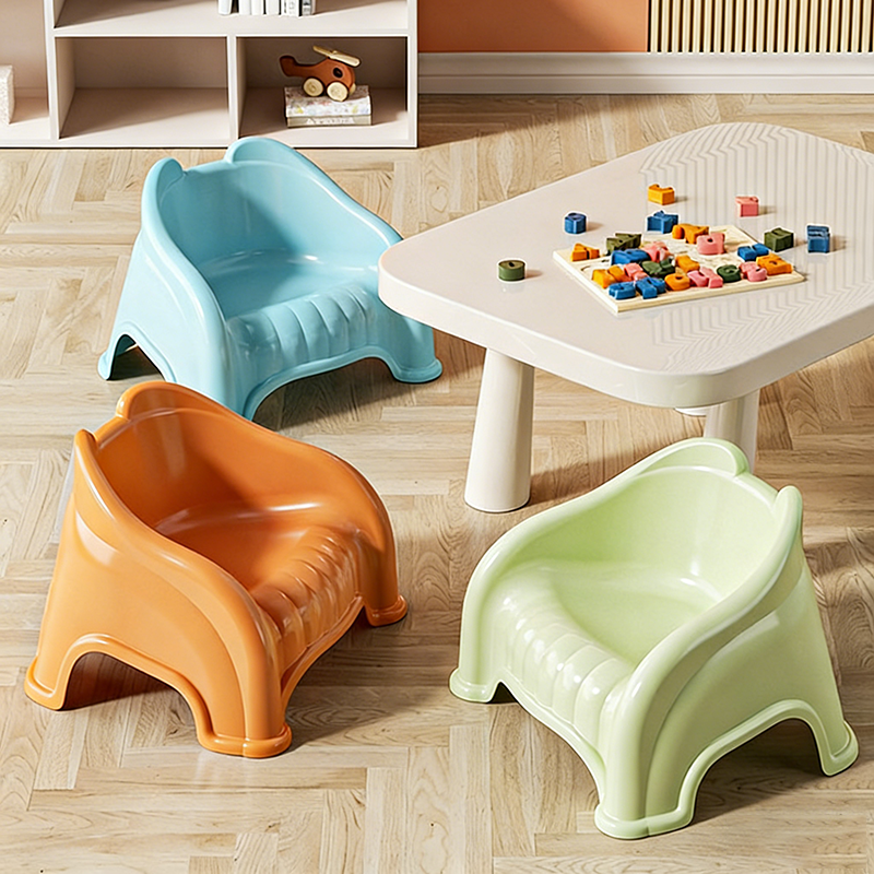 Modern Minimalist Curved Bear Design PP Kids Stackable Low Stool Backrest Armless For Living Room