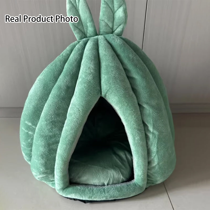 Contemporary Creative Pumpkin-Shaped Rabbit Ear Design Velvet Anti-Slip Dotted Fabric Cat Bed For Bedroom