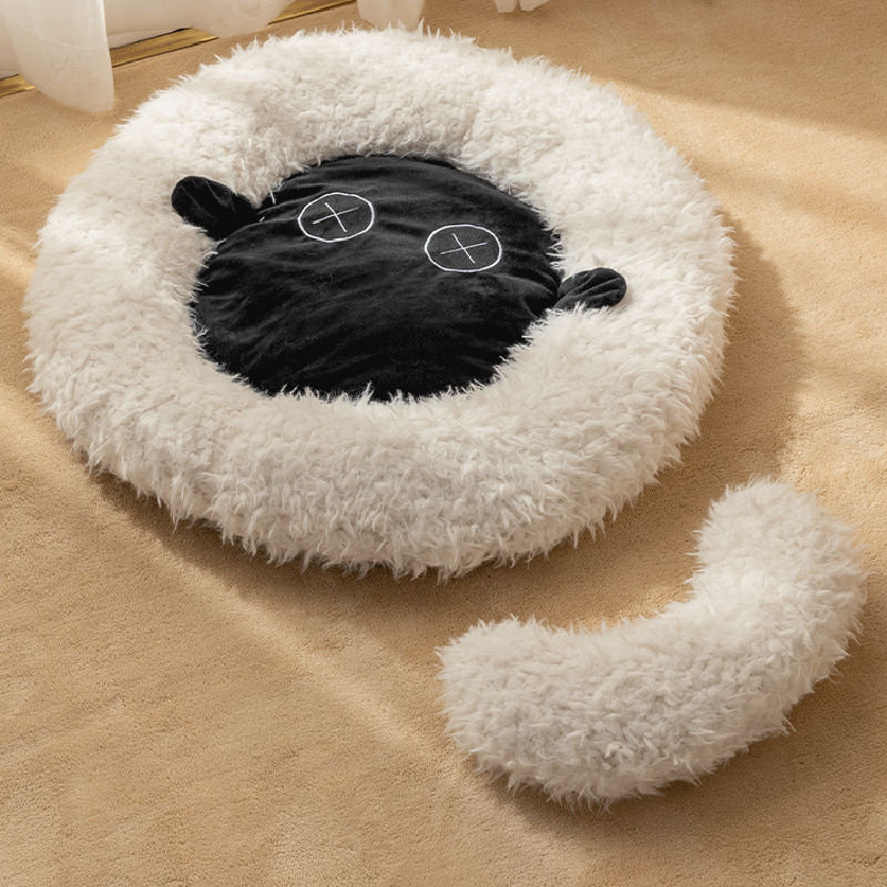 Contemporary Creative Round Lamb Design Plush Anti-Slip Dotted Fabric Cat Bed With Toy Ball For Bedroom