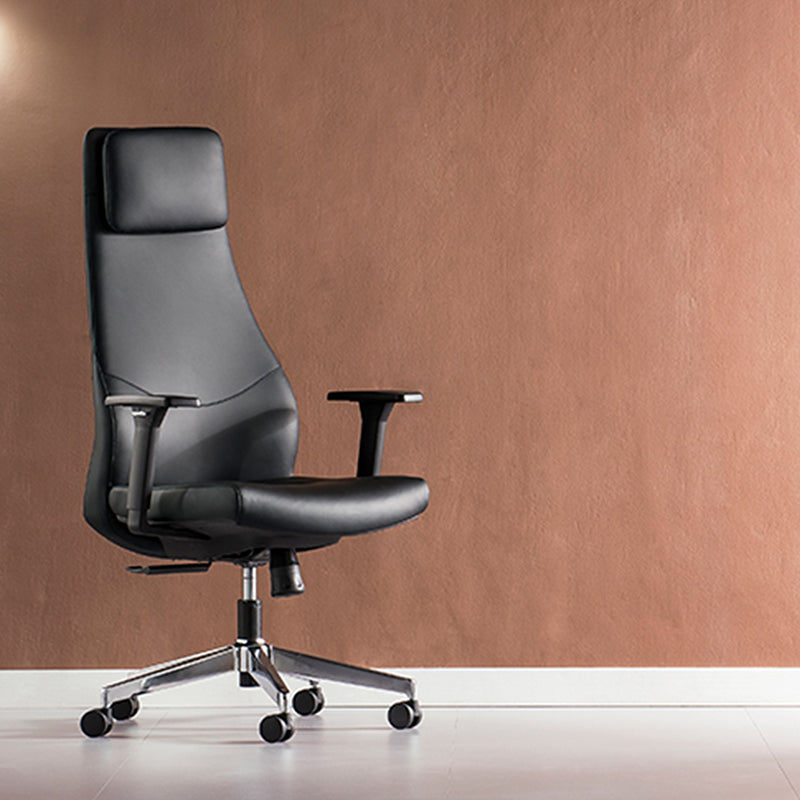 High-End Executive Leather Desk Chair: Modern Minimalist Style - Ergonomic High-Back Office Chair For Home Office