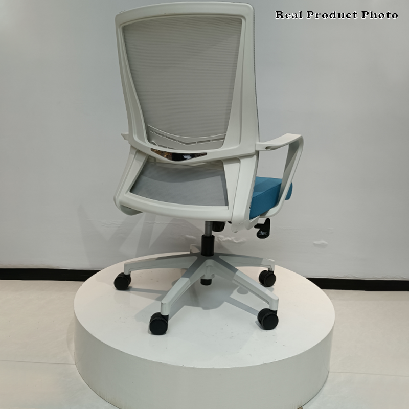 Modern Minimalist Ergonomic Desk Chair: Breathable Mesh & Lumbar Support - Height-Adjustable Office Chair For Home Office