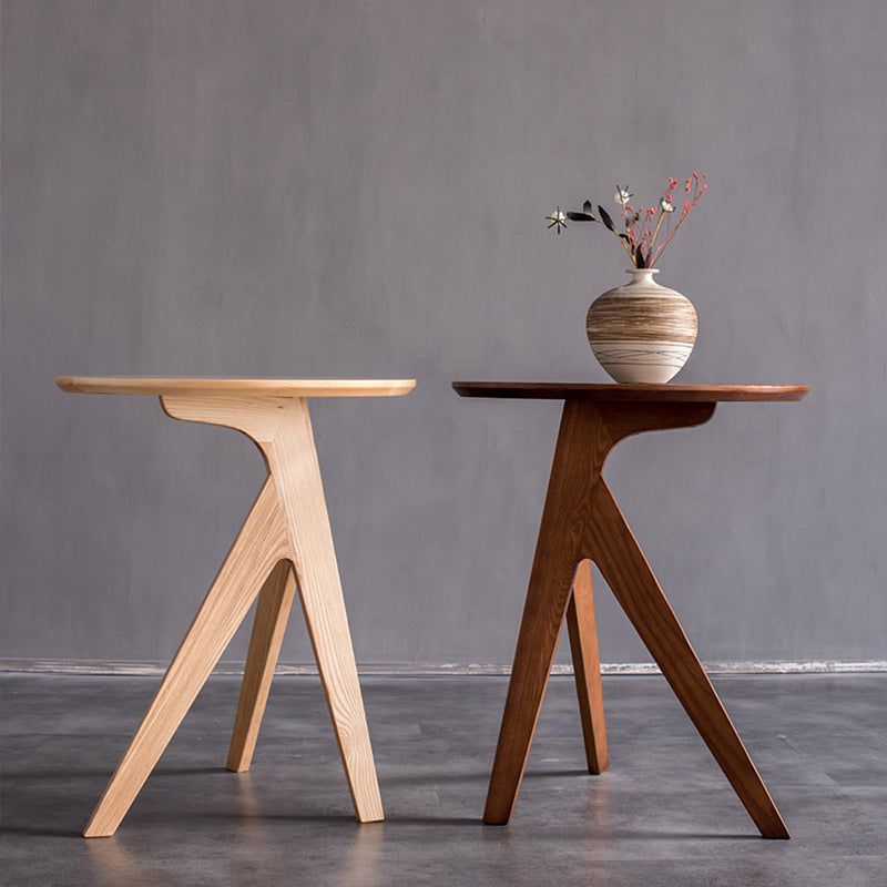 Modern Minimalist Round Ash Wood End Table 3-Leg For Living Room