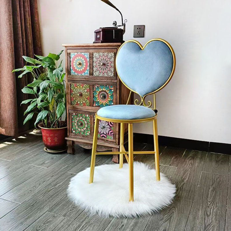 Modern Minimalist Heart-Shaped Teddy Fluff Fabric Velvet Metal Sponge Vanity Stool Backrest For Bedroom