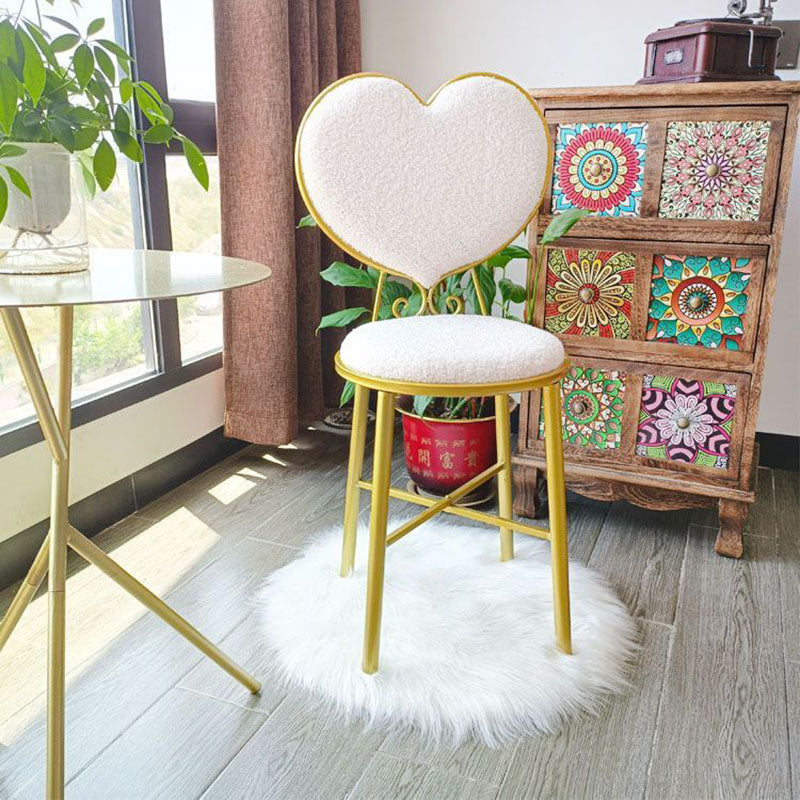 Modern Minimalist Heart-Shaped Teddy Fluff Fabric Velvet Metal Sponge Vanity Stool Backrest For Bedroom