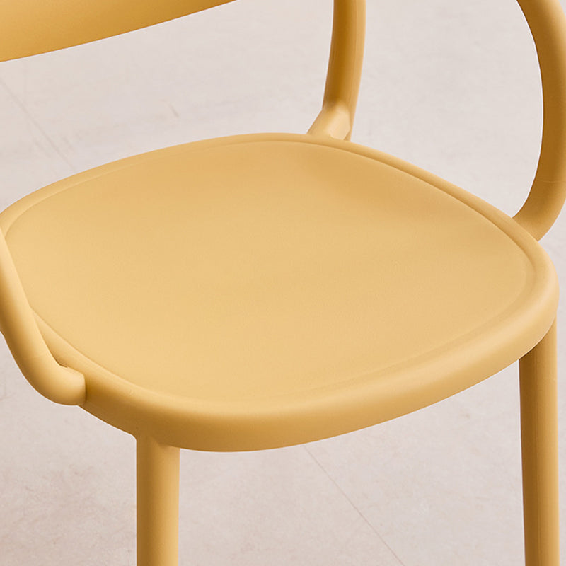 Modern Minimalist PP Plastic Round Curved Dining Chair Backrest Armrests For Dining Room