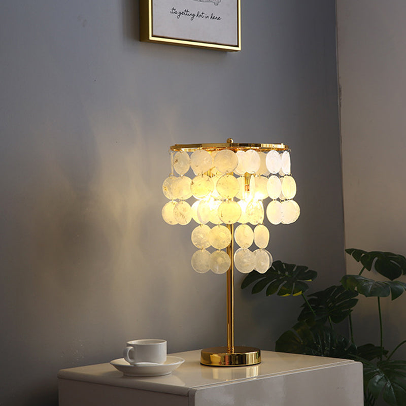 Contemporary Scandinavian Round Processing Natural Shell Iron 1-Light Table Lamp For Bedroom