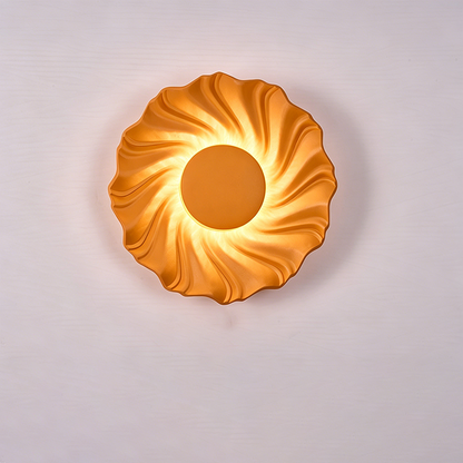 Modern Art Deco Resin Swirl-Shaped LED Wall Sconce Lamp For Living Room