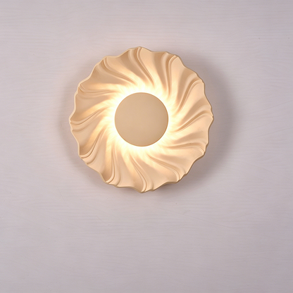 Modern Art Deco Resin Swirl-Shaped LED Wall Sconce Lamp For Living Room