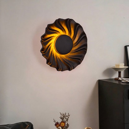 Modern Art Deco Resin Swirl-Shaped LED Wall Sconce Lamp For Living Room