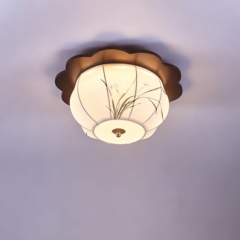 Traditional Chinese Floral Print Oak Wood Fabric Round LED Flush Mount Ceiling Light For Living Room