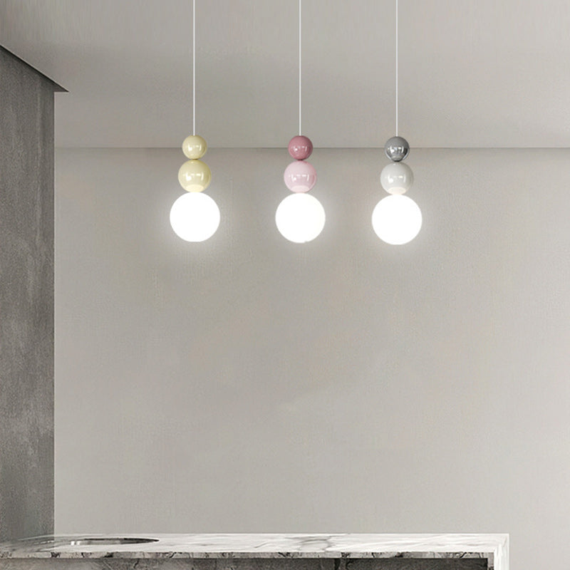 Traditional French PE Metal Globe LED Pendant Light For Bedroom
