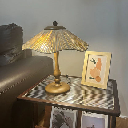 Traditional Chinese Woven Grass Solid Wood Iron Umbrella Round 1-Light Table Lamp For Bedroom