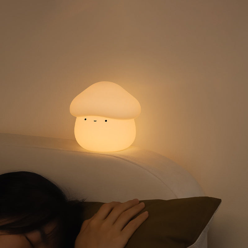 Contemporary Creative ABS Silicone Mushroom-shaped Kids USB Charging LED Table Lamp Night Light With Timer Function For Bedroom
