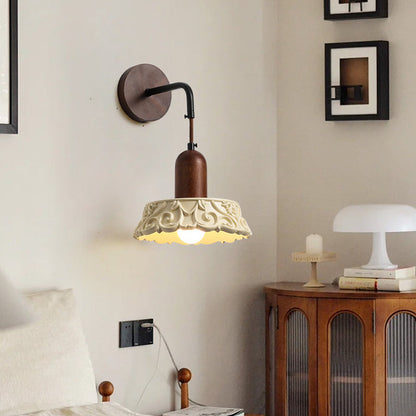 Traditional Vintage Carved Geometric Shape Resin Solid Wood 1-Light Wall Sconce Lamp For Bedroom