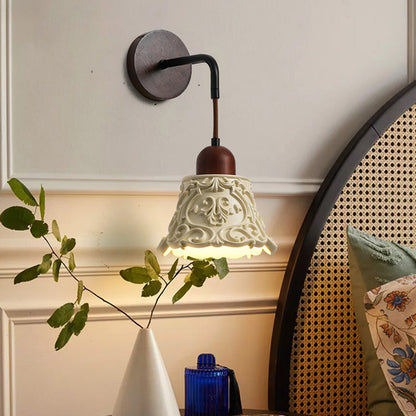 Traditional Vintage Carved Geometric Shape Resin Solid Wood 1-Light Wall Sconce Lamp For Bedroom