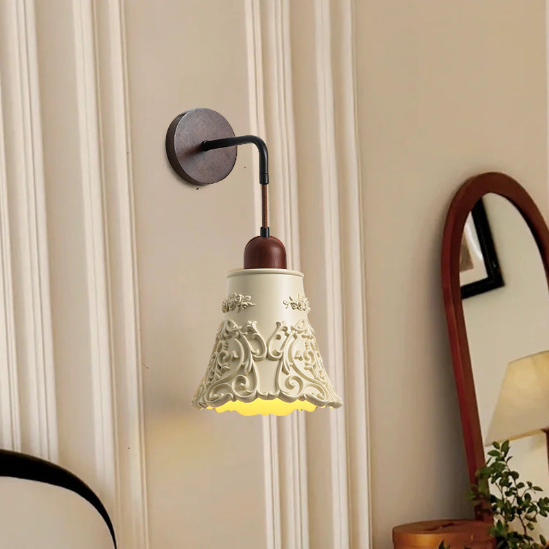 Traditional Vintage Carved Geometric Shape Resin Solid Wood 1-Light Wall Sconce Lamp For Bedroom
