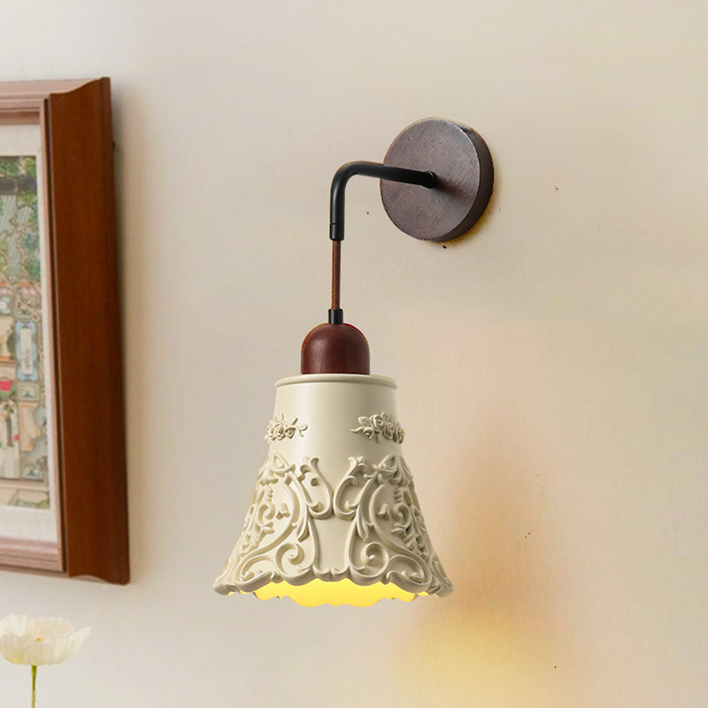 Traditional Vintage Carved Geometric Shape Resin Solid Wood 1-Light Wall Sconce Lamp For Bedroom