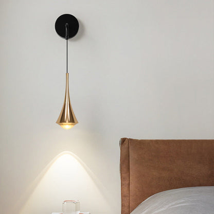 Contemporary Scandinavian Aluminum Iron Linear LED Wall Sconce Lamp For Bedroom