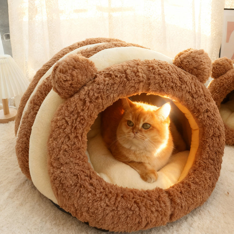 Contemporary Creative Alpaca Wool Arctic Fleece Bear-Shaped Cat Bed For Living Room & Bedroom