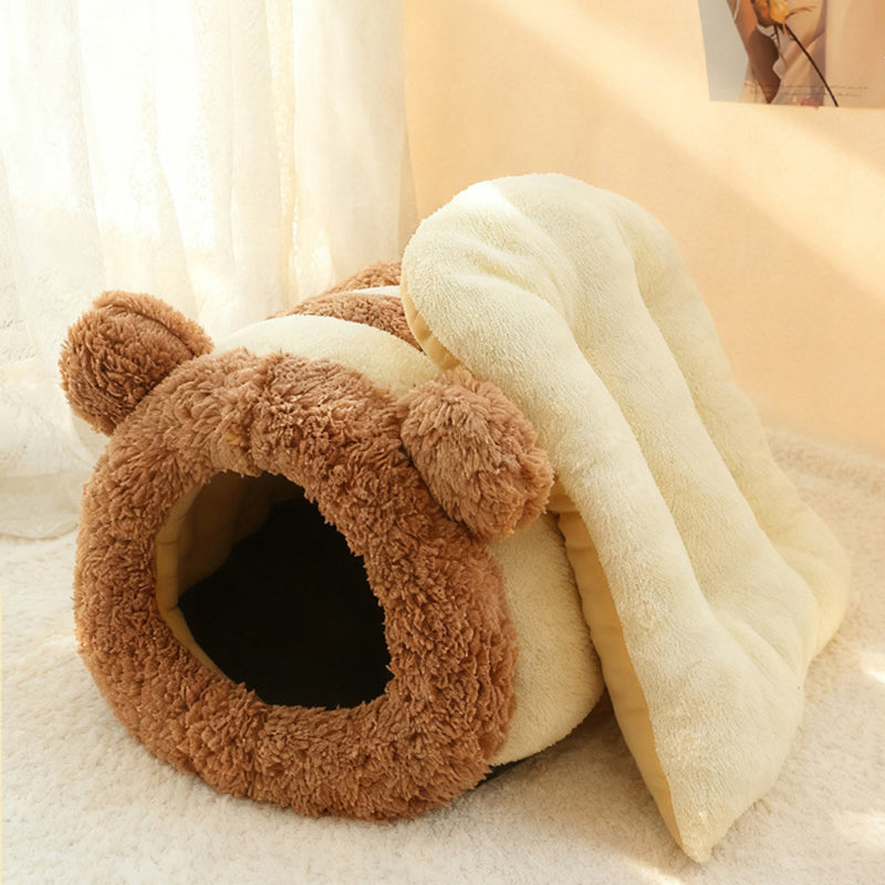 Contemporary Creative Alpaca Wool Arctic Fleece Bear-Shaped Cat Bed For Living Room & Bedroom