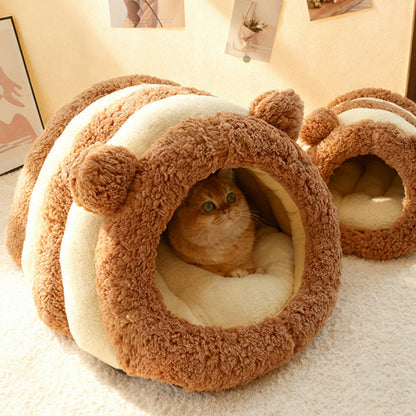 Contemporary Creative Alpaca Wool Arctic Fleece Bear-Shaped Cat Bed For Living Room & Bedroom