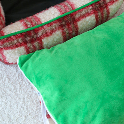 Contemporary Creative Short Velvet PP Cotton Cat Bed With Removable Pad For Living Room & Bedroom