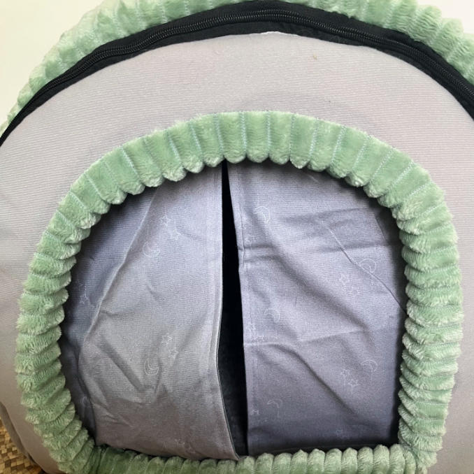 Modern Minimalist Velvet Sponge PP Cotton Arch Foldable Cat Bed For Living Room & Bedroom