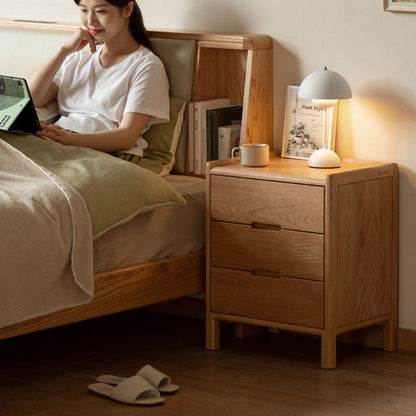 Contemporary Nordic Rectangular Solid Oak Nightstand 3-Drawer For Bedroom