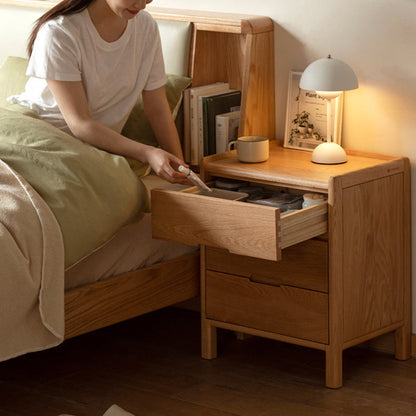 Contemporary Nordic Rectangular Solid Oak Nightstand 3-Drawer For Bedroom