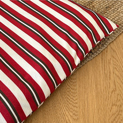 Contemporary Creative Triangle Washed Cotton Crystal Velvet North Island Velvet Non-Slip Fabric Solid Wood Pet Dog Bed Cat Bed For Bedroom