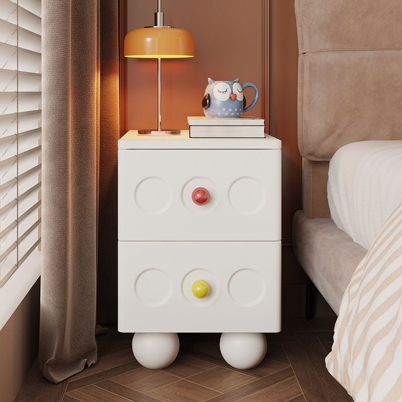 Traditional Vintage Square Rubberwood Pine Wood Multi-Layer Panel Nightstand 2-Drawer For Bedroom