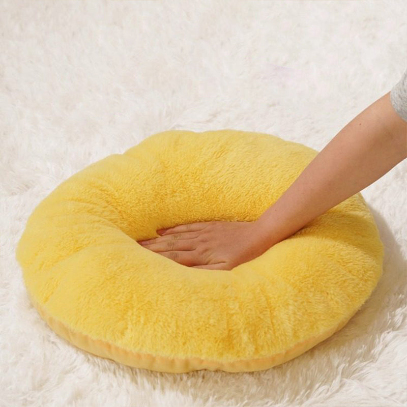 Contemporary Creative Round Velvet Fabric PP Cotton Semi-Enclosed Cat Bed For Bedroom