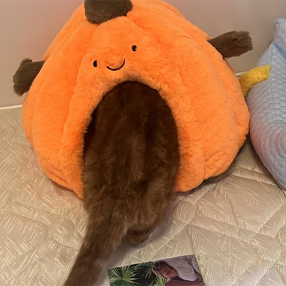 Contemporary Creative Round Velvet Fabric PP Cotton Semi-Enclosed Cat Bed For Bedroom