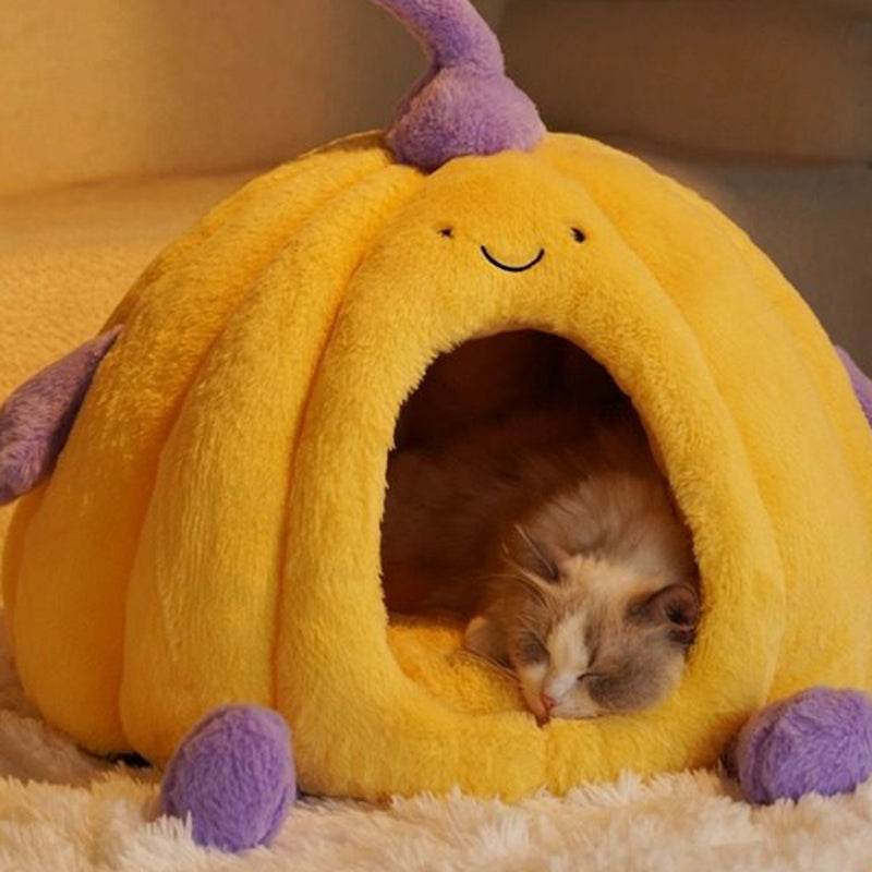 Contemporary Creative Round Velvet Fabric PP Cotton Semi-Enclosed Cat Bed For Bedroom
