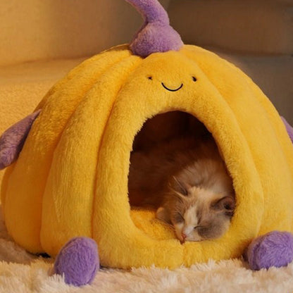 Contemporary Creative Round Velvet Fabric PP Cotton Semi-Enclosed Cat Bed For Bedroom