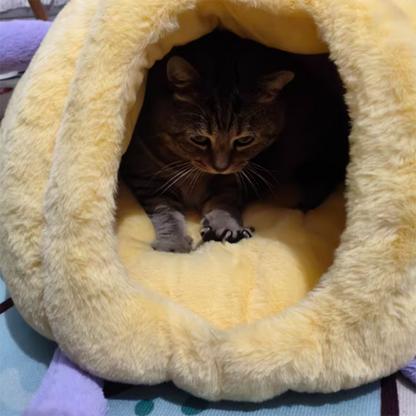 Contemporary Creative Round Velvet Fabric PP Cotton Semi-Enclosed Cat Bed For Bedroom