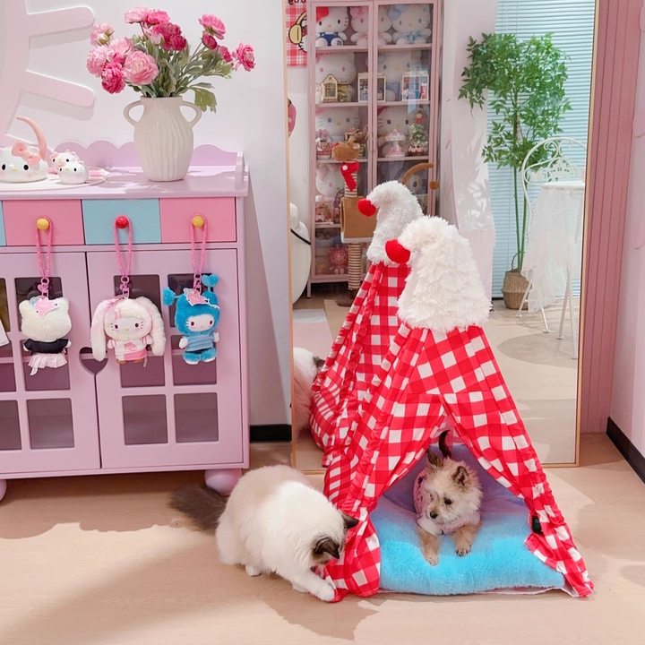 Contemporary Creative Triangle Velvet Linen Polyester Christmas Tent Cat Bed For Bedroom