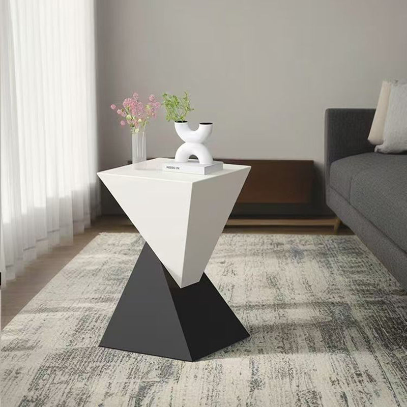 Modern Minimalist Triangular Carbon Steel Side Table For Living Room
