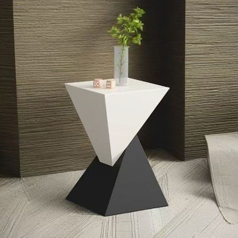 Modern Minimalist Triangular Carbon Steel Side Table For Living Room