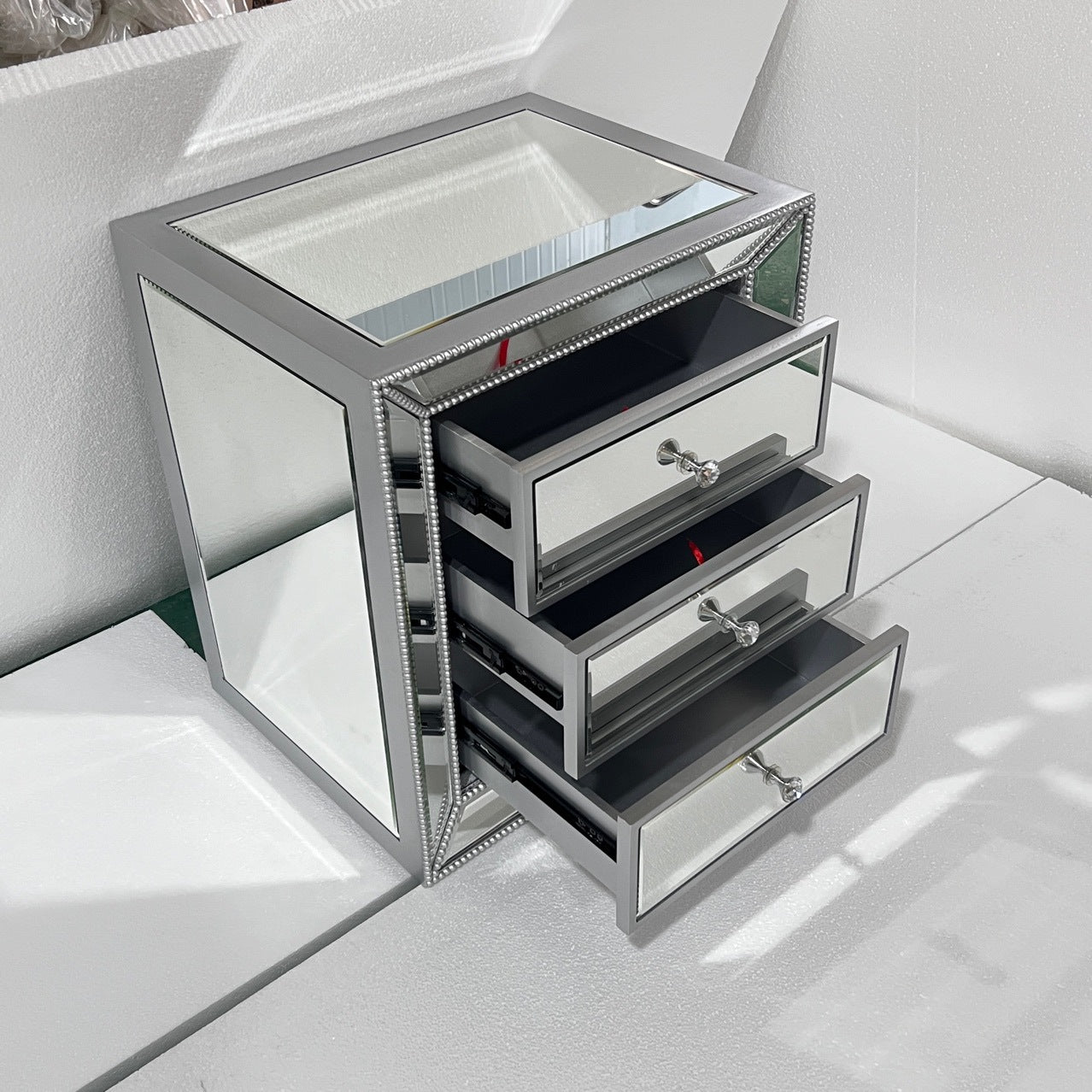 Modern Luxury Rectangular Glass Medium Density Fiberboard Nightstand 3-Drawer For Bedroom