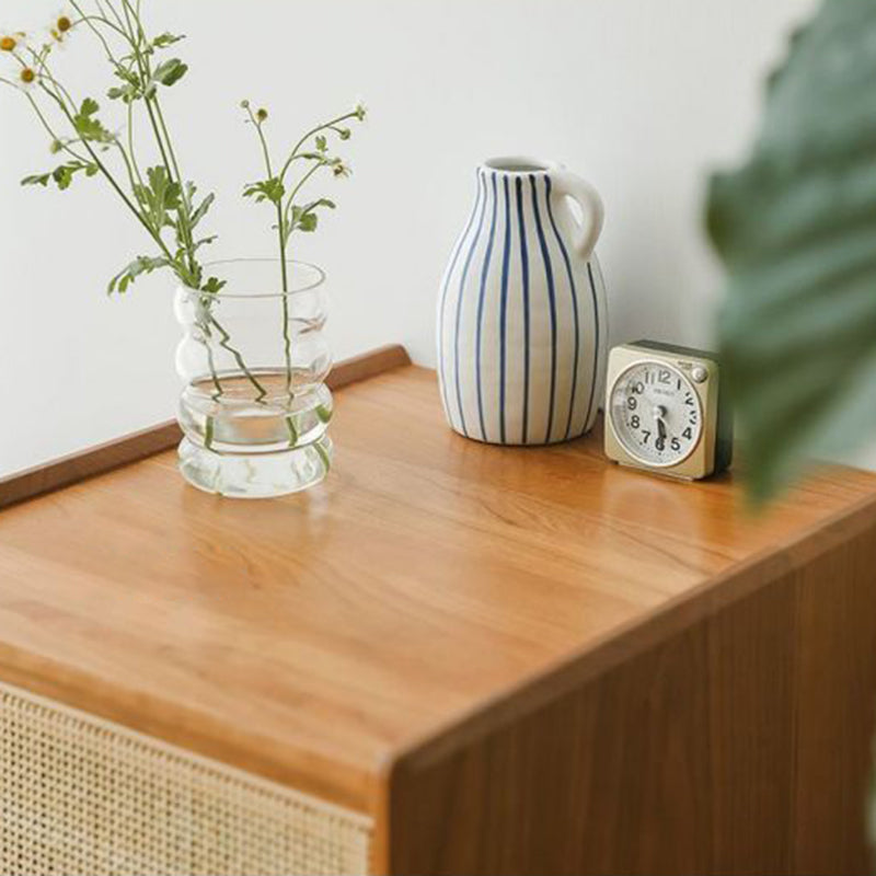 Traditional Vintage Rectangular Solid Wood Multi-Layer Board Solid Wood Genuine Rattan Nightstand 2-Drawer 4-Leg For Bedroom