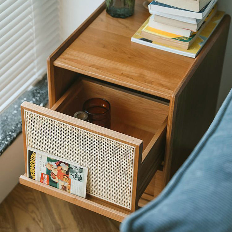 Traditional Vintage Rectangular Solid Wood Multi-Layer Board Solid Wood Genuine Rattan Nightstand 2-Drawer 4-Leg For Bedroom