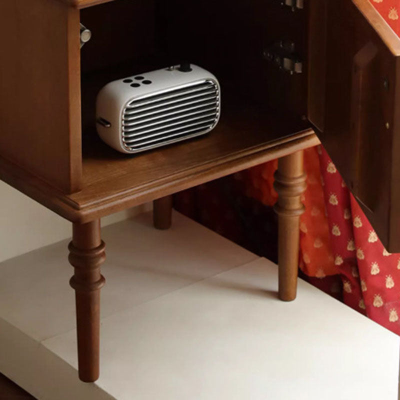 Traditional Vintage Rectangular Solid Wood Nightstand 4-Leg 1-Cabinet For Bedroom