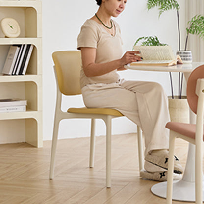 Contemporary Nordic PP Plastic Curved Dining Chair Backrest Armless For Dining Room