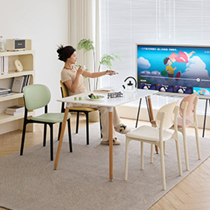 Contemporary Nordic PP Plastic Curved Dining Chair Backrest Armless For Dining Room